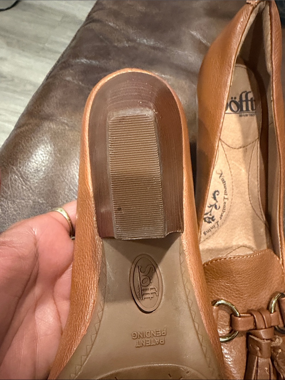 Sofft Women's Tan Leather Loafers with Tassel & Gold Rings - Picture 3 of 10